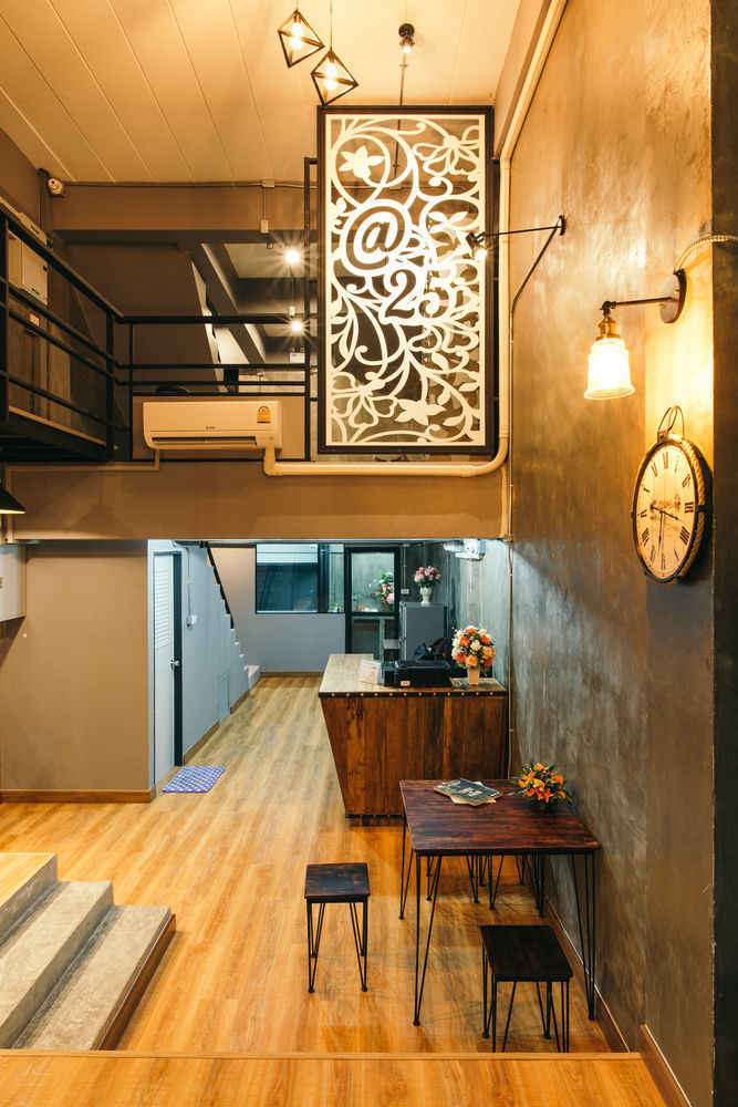 @25 Hostel Chiang Mai Esterno foto